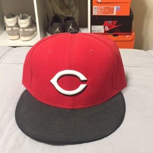 Cincinnati Reds hat